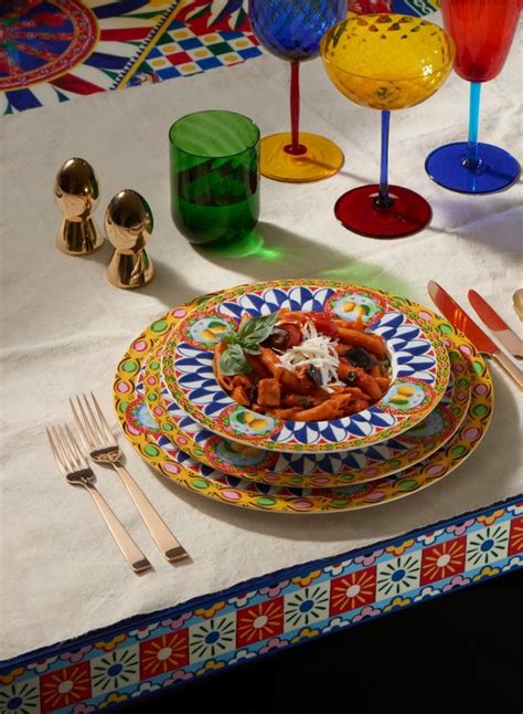 dolce and gabbana dishes.